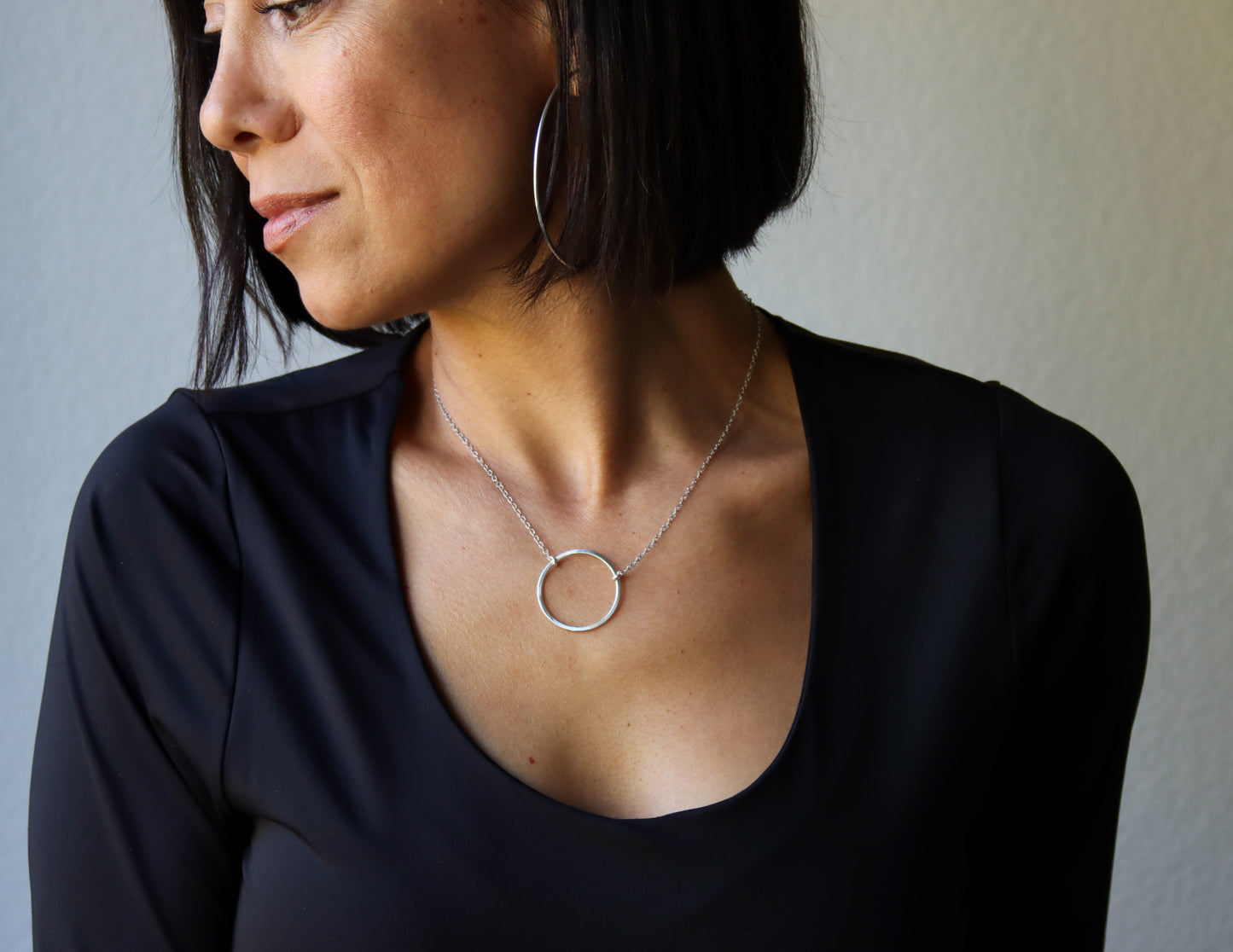 Simple Classic Circle Necklace