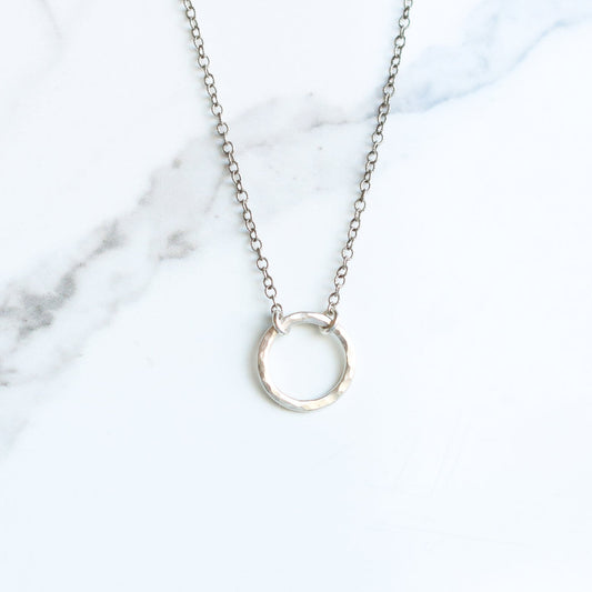 Simple Classic Circle Necklace - Petite